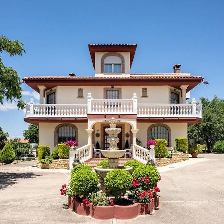 Вилла Vivienda Turistica Rural Mari Carmen Баэса Экстерьер фото